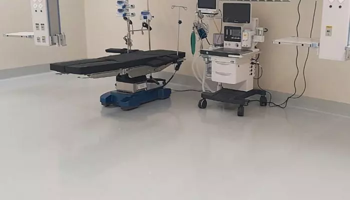 Guía técnica: 5 prácticas esenciales para evitar fallos en pavimentos sanitarios